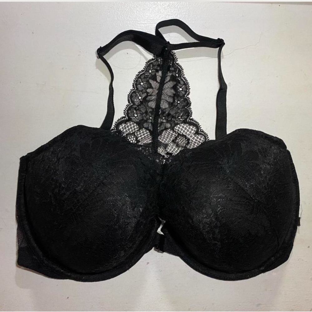 Victoria’s Secret Elegant Black Lace Bra